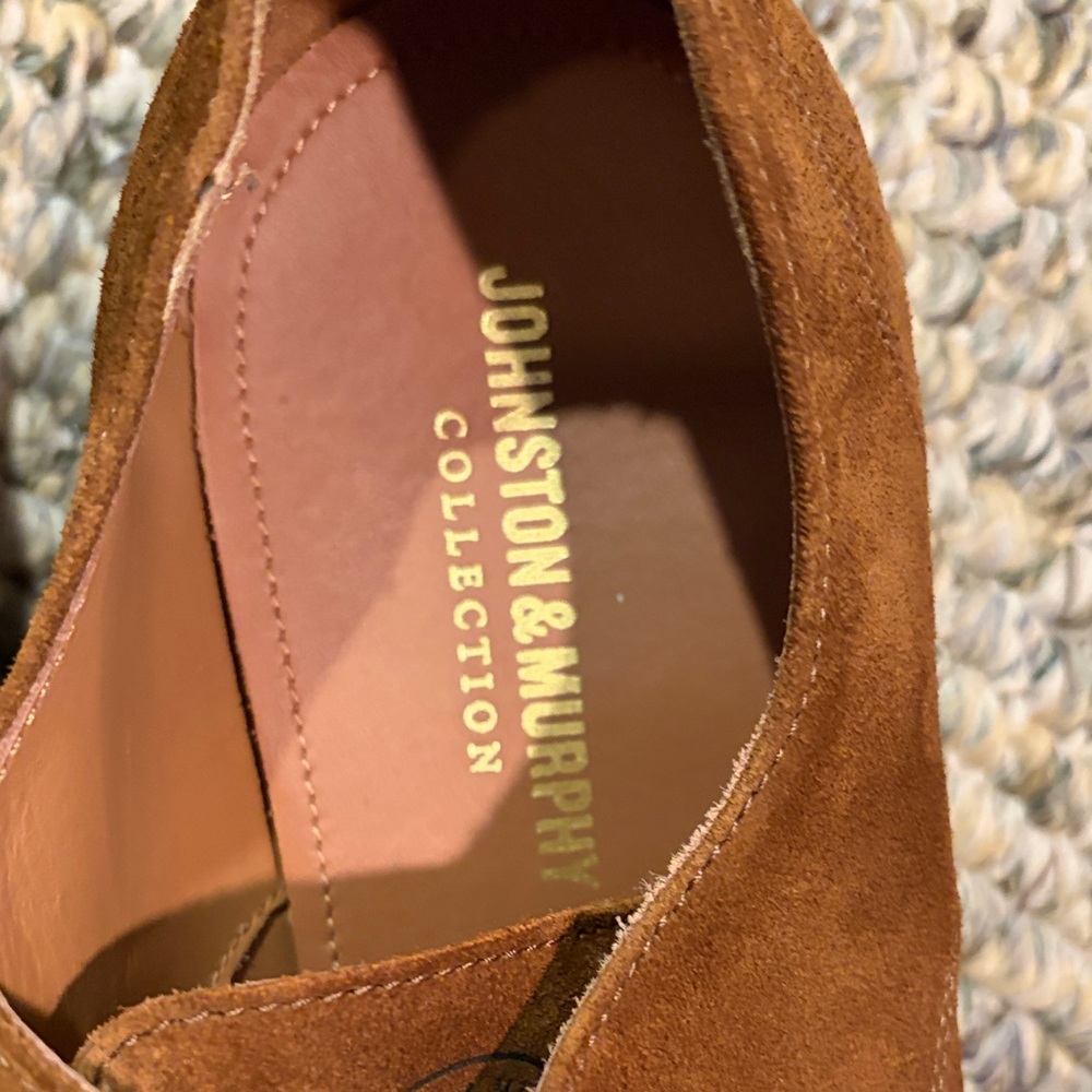 Johnston & Murphy Chestnut Suede Lace-Up